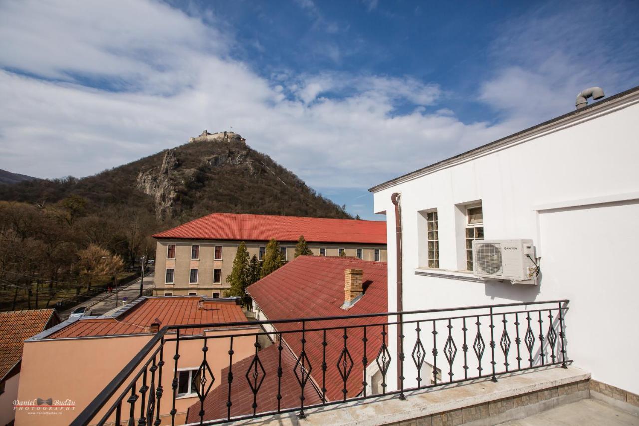 Pensiunea Vila Europa Дева Екстериор снимка